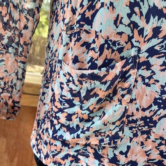 Club Monaco Blue And Pink 100% Silk Blouse Size XS - Picture 5 of 8